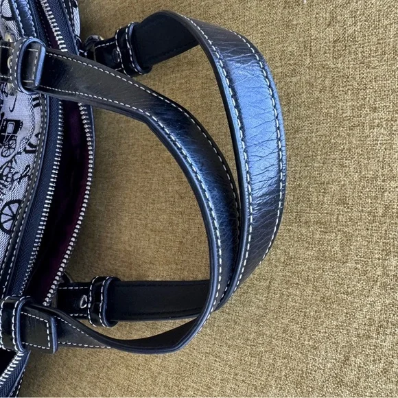 Coach Turnlock Black and Gray Women's Bag coach and buggy images - Picture 9 of 12